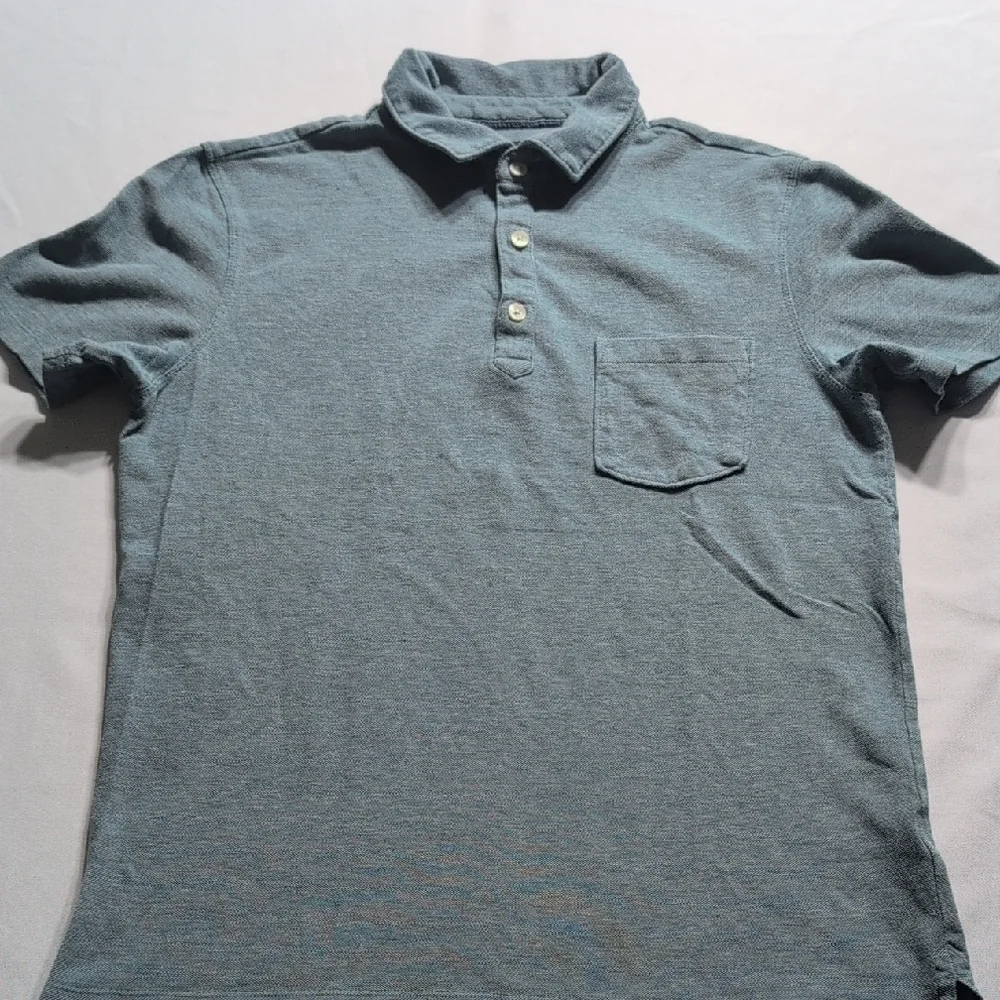 Banana Republic Men's Green Polo Shirt Size SP